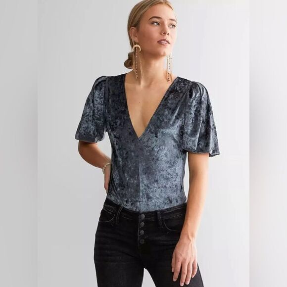 Free People  Bodysuit DON'T YOU WISH velvet BODYSUIT NWOT small. New - Picture 5 of 12